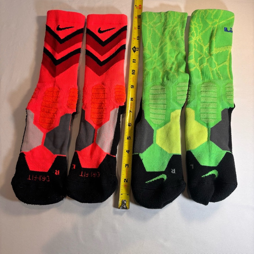 Nike Dri Fit Athletic Socks Red and Green Performance Crew